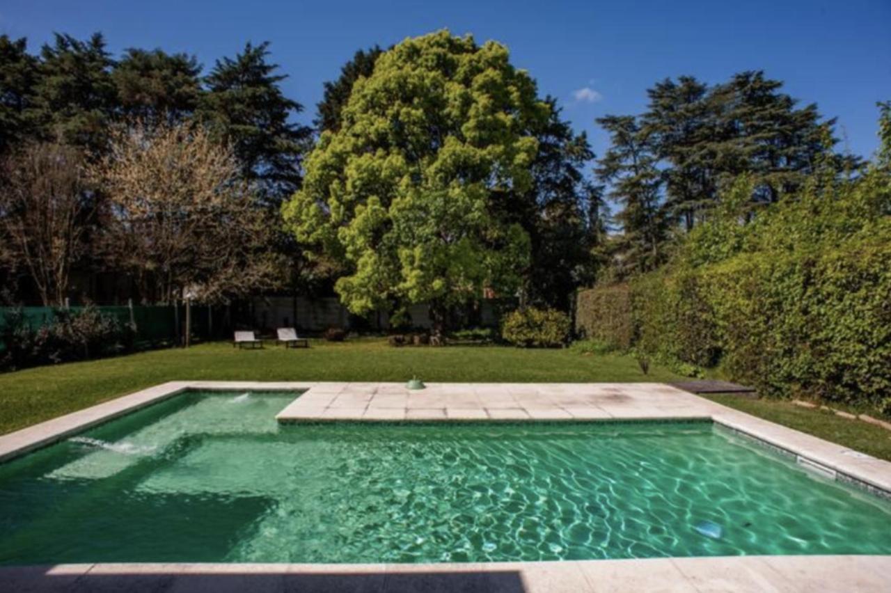 Divina Casa Con Parque Y Piscina Climatizada En Mini Barrio Cerrado