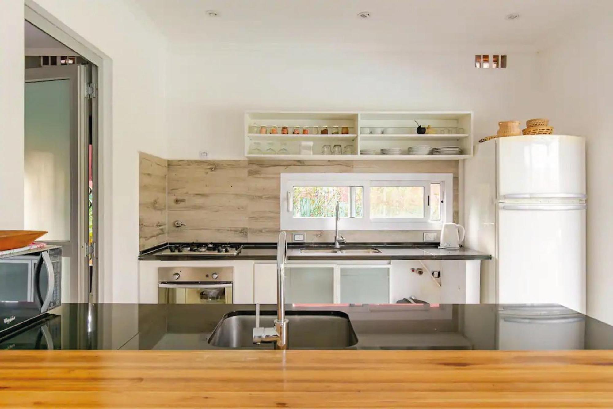 Divina Casa Con Parque Y Piscina Climatizada En Mini Barrio Cerrado *