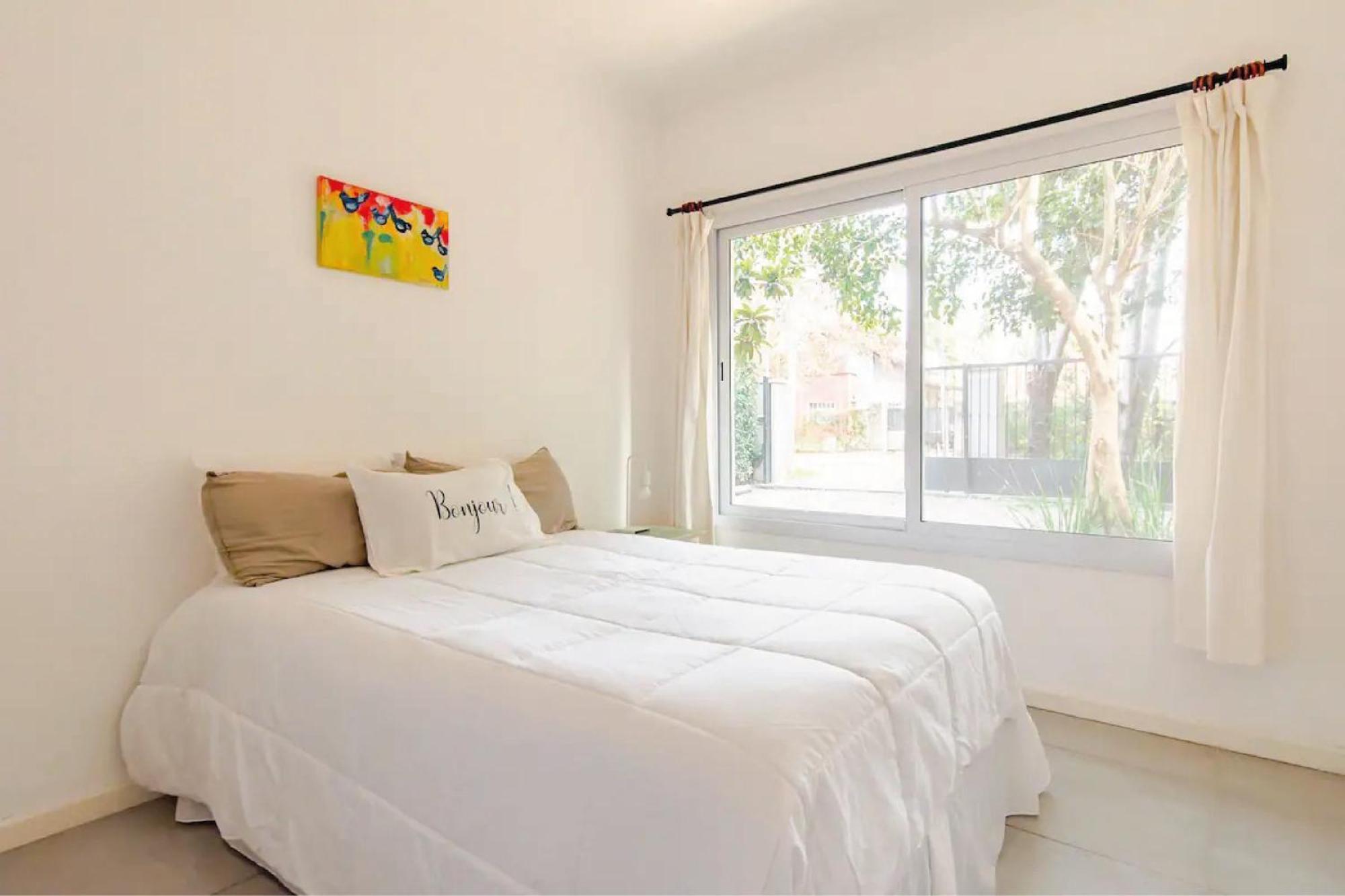 Holiday home Divina Casa Con Parque Y Piscina Climatizada En Mini Barrio Cerrado Del Viso