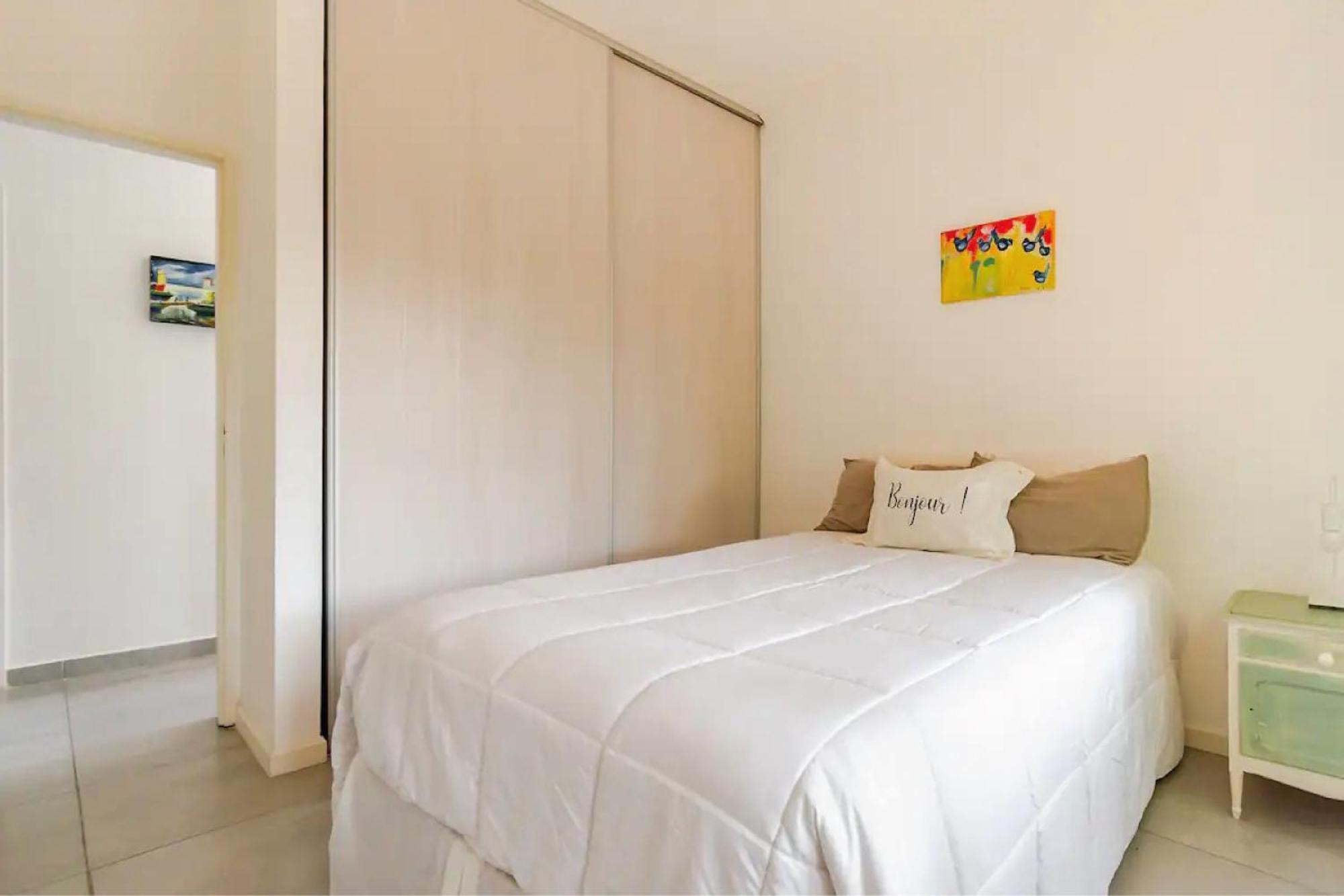 Divina Casa Con Parque Y Piscina Climatizada En Mini Barrio Cerrado